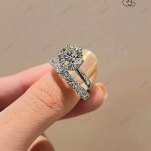 Zestaw pierścionków zaręczynowych z okrągłymi diamentami hodowanymi laboratoryjnie | Zestaw ślubny Hidden Halo z obrączką Eternity, 14-karatowe złoto, zestaw obrączek ślubnych dla kobiet, zestaw do łączenia