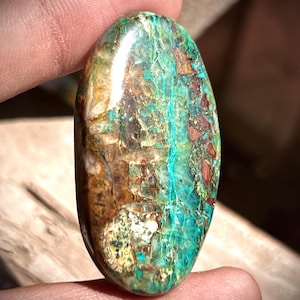 Cabujón ovalado de cuarzo crisocola natural, silicato de cobre azul (46x25x7 mm)