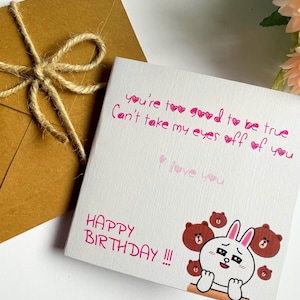 Tarjeta de cumpleaños romántica imprimible para esposo, esposa, novia, él, ella. Tarjeta de amor rosa con osito de peluche demasiado buena para ser verdad. Descarga instantánea. imagen 2