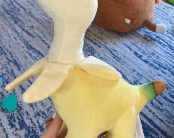 Schattige banaan dinosaurus knuffel – kawaii fruit dinosaurus knuffeldier – zachtgeel brontosaurus speelgoed – uniek cadeau voor kinderen en pluche liefhebbers 28 cm