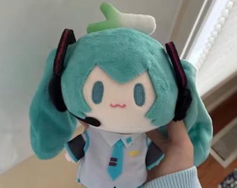 Op Miku geïnspireerde pluche pop – groenblauw Twin Tails Vocaloid anime knuffel 15 cm
