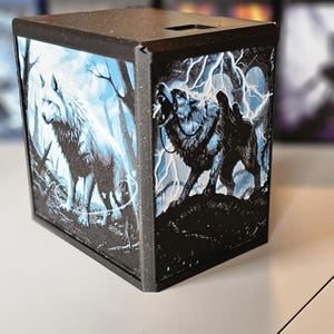 Wolf MTG Commander Deck Box - Magnetic Lid, Holds 115 Double Sleeved Cards