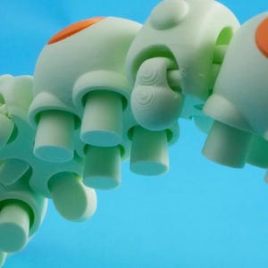 Stompies Caterpillar – Fully Flexi Articulated Desk Buddy