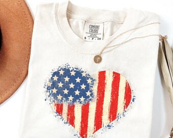 Patriotic American Flag Heart Shirt, USA Heart Graphic Tee, Fourth of July Shirt, Retro America Pride T-Shirt, USA 250th Anniversary Shirt