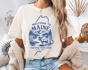 Welcome To Maine Shirt, Maine Moose Graphic Tee, Pine Tree State T Shirt, Vintage Maine Travel Souvenir Shirt