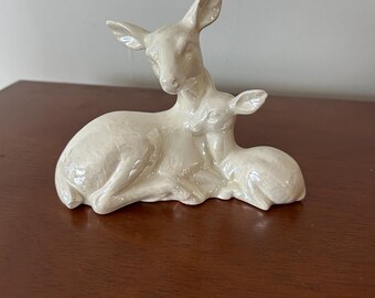 Vintage Iridescent Mom Doe and Baby Fawn Figurine - Pearlescent Mom and Baby Statue - Woodland Cottagecore