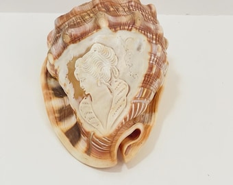 Vintage Italian Hand Carved Conch Cameo Seashell Shell Lady Woman Art