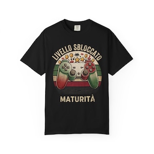 Retro gamer afstudeershirt, Level Unlocked Maturità T-shirt, Italiaans examencadeau