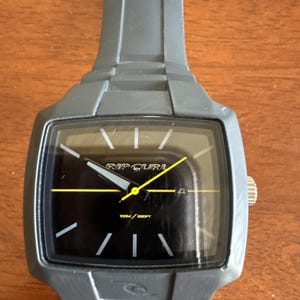 Rip Curl A2749 Tour XL Surf Watch - Black/Yellow Underneath image 4