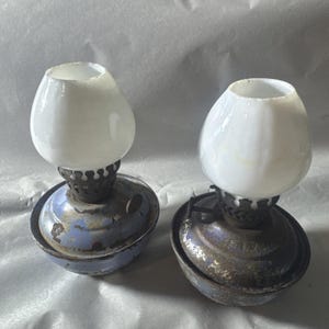 Conjunto de 2 Lâmpadas Vintage, Pequena Lanterna a Óleo - 12,7 cm de Altura (Lâmpadas Bonitas)