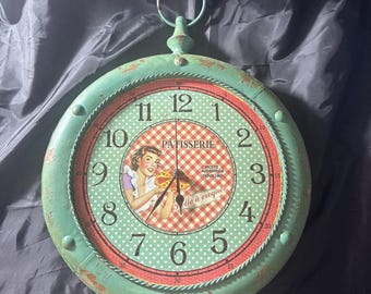 14 Zoll Silent Wanduhr im Retro Stil mit klassischem Design und Quarzwerk