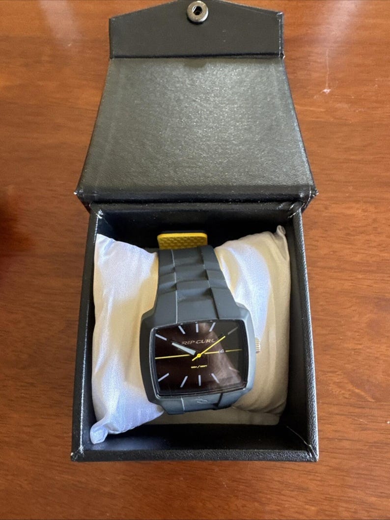 Rip Curl A2749 Tour XL Surf Watch - Black/Yellow Underneath image 10