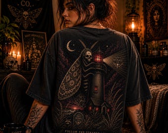 Gothic Moth Shirt, Leuchtturm T-Shirt, dunkle Küsten Goth Kleidung