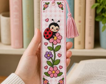 Schema per punto croce con segnalibro a forma di coccinella / Kawaii Cottagecore, motivo a quadretti pastello (download PDF)