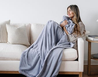 Coperta in tessuto Minky personalizzata / Coperta con nome personalizzato / Morbida coperta Saranoni / Regalo per l'inaugurazione della casa