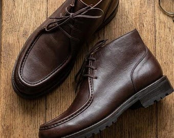 Handgjorda mörkbruna tyrolska läderstövlar - Michael Style herrskor - Apron-Front Chunky Derby-stövlar