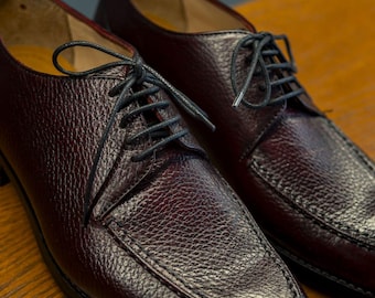 Burgund Derby Schuhe Männer | Handgefertigte norwegische Split Toe | Ochsenblut Pebble Grain Leder Blucher