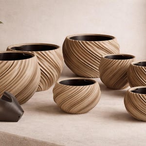 Caapi & Yagé - Aya Collection | Sculptural Self-Watering Planter | Organic Modern Pot | Large Statement Indoor Planter | Modern Decor