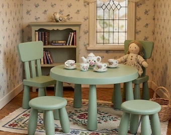 miniature STL - 1/12 Scale Kids’ Table , Chairs for Dollhouses , Miniature Projects, Perfect Gift for Dollhouse Enthusiasts
