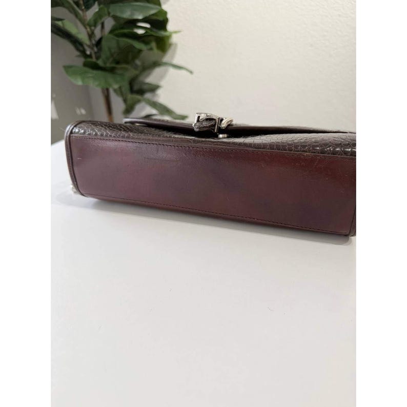 Brighton Vintage Mahogany Croc Embossed Leather Bag Western Buckle Brown image 7