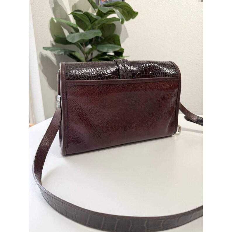 Brighton Vintage Mahogany Croc Embossed Leather Bag Western Buckle Brown image 3