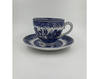 Vintage Blue Willow Mug – English Cottage Style Tea Cup