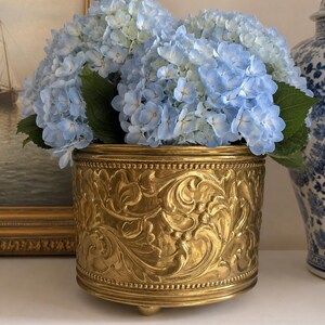 Vintage Embossed Brass-Tone Cachepot Planter | Ornate Metal Cache Pot | Hollywood Regency Style Footed Planter | Decorative Floral Vessel
