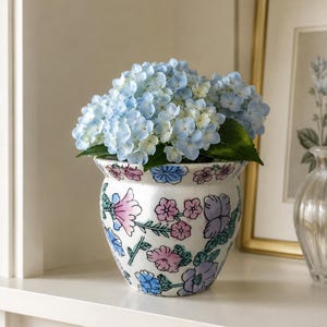 Vintage Floral Porcelain Cachepot: Chinoiserie Planter, Cottagecore Vase