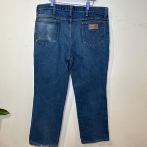 2010s Wrangler Cowboy Western Straight Leg Jeans Faded Blue Denim 36x30 LARGE image 4