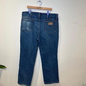 2010s Wrangler Cowboy Western Straight Leg Jeans Faded Blue Denim 36x30 LARGE image 5