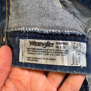 2010s Wrangler Cowboy Western Straight Leg Jeans Faded Blue Denim 36x30 LARGE image 6