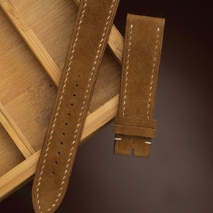 Handgjort klockarmband i mockaläder, anpassningsbart armband i jordbrunt