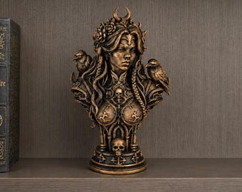 Gothic Morrigan Bust Statue – Celtic Raven Goddess Sculpture – Dark Fantasy Witch Decor – Pagan Altar Art – 3D Printed Mythology Collectible