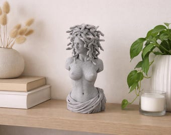 3D Printed Medusa Bust Statue – Greek Mythology Gothic Shelf Decor