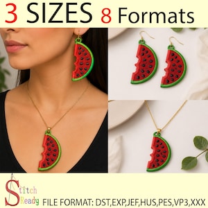 Op de afbeelding: Een sieradenset met een watermeloenontwerp met een rode binnenkant, zwarte zaden en een groene schil. De set bevat een hanger aan een goudkleurige ketting en bijpassende oorbellen met goudkleurige haken. Tekst: 3 SIZES 8 Formats.
