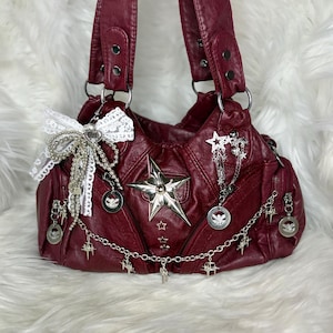 Red Y2K Charm Bag – Vintage Aesthetic Shoulder Bag with Silver Charms, Star Brooch, Grunge Fairycore Baguette Purse