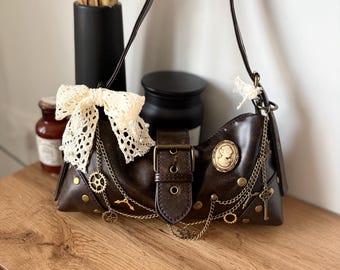 Bolso de hombro vintage marrón | Bolso de mano con lazo de encaje estilo Y2K personalizado | Bolso con dije steampunk | Bolso con estética indie fairycore