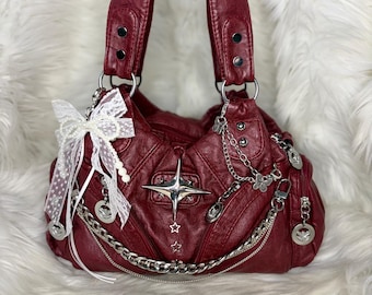 Bolso de hombro rojo con estrella Y2K – Bolso con encanto grunge indie, bolso de estética vintage, bolso con cadena plateada, bolso llamativo