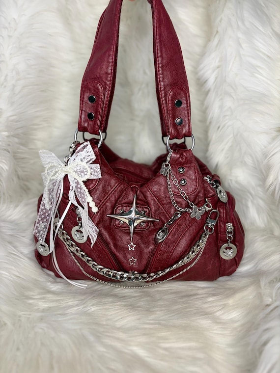 Red Y2K Star Shoulder Bag – Grunge Indie Charm Bag, Vintage 