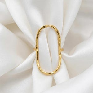 Large Open Circle Oval Ring, Oversized Oval Ring, 18k Gold Filled Open Oval Ring, Hammered Oval Statement Ring, Handmade Ring, Gift for her