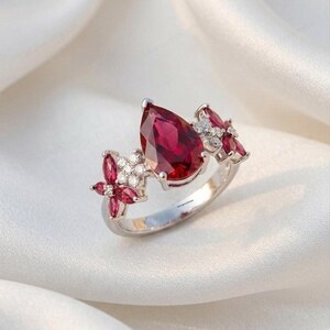 Pear Cut Red Ruby Engagement Gift, Elegant Silver Statement Ring, Romantic Vintage Style Ring for Women, Everyday or Party Wear Ring
