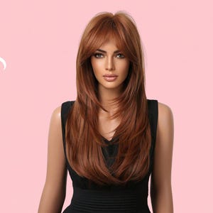 Peluca Larga Auburn Corte Butterfly con Flequillo Cortina Peluca Sintética Resistente al Calor para Mujer