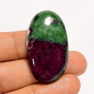 Naturlig Rubin Zoisit Oval Cabochon Ädelsten för Smyckestillverkning (37x21x6 mm)