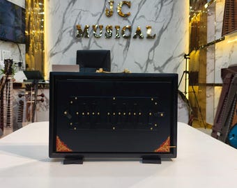 SHRUTI BOX/One Octeve medium size / mat black/Lower Octeve notes