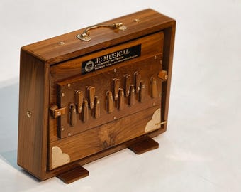 SHRUTI BOX: C to C Notes Middle Octeve, small size