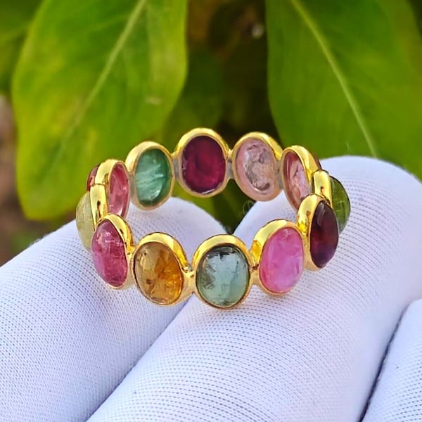 Anello eternity con tormaline multicolori, fascia in argento sterling placcato oro, gioiello fatto a mano