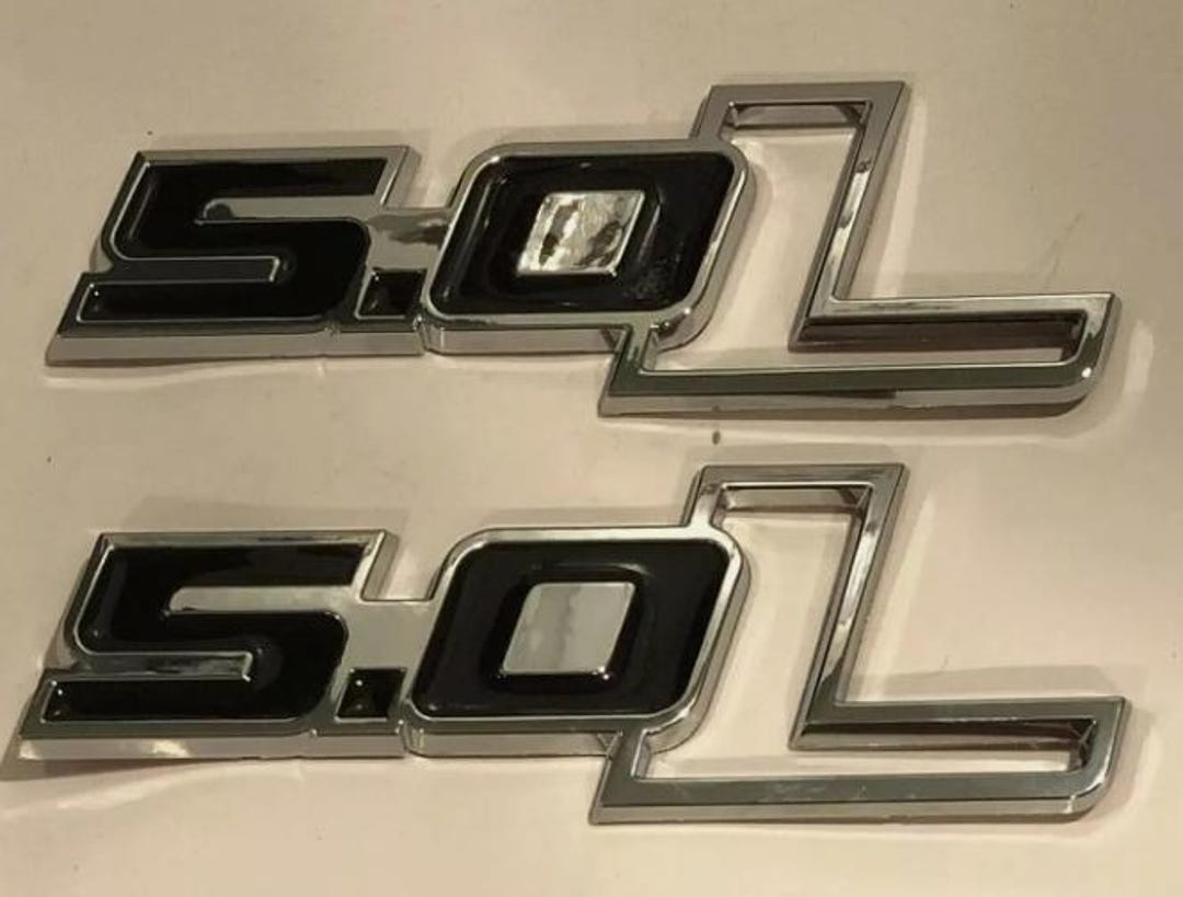 5.0 Engine Label Task Premium Universal 5.0L Engine Badge – 2-piece Set of 5.0 Liter Sticker ...