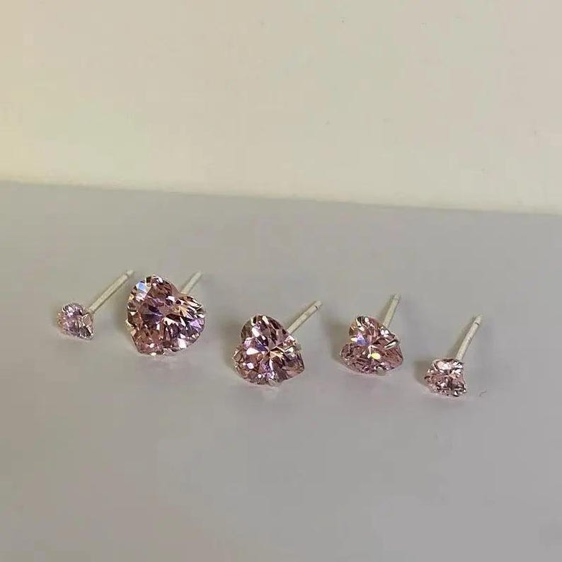 Handmade Silver Pink Heart Stud Earrings, Minimalist Design zdjęcie 7
