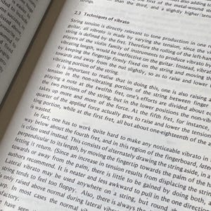 „Tone Produktion auf der klassischen Gitarre – John Taylor – 1978 Erstausgabe – seltenes Vintage-Buch Bild 9