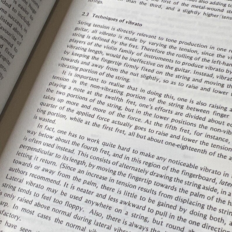 „Tone Produktion auf der klassischen Gitarre – John Taylor – 1978 Erstausgabe – seltenes Vintage-Buch Bild 9